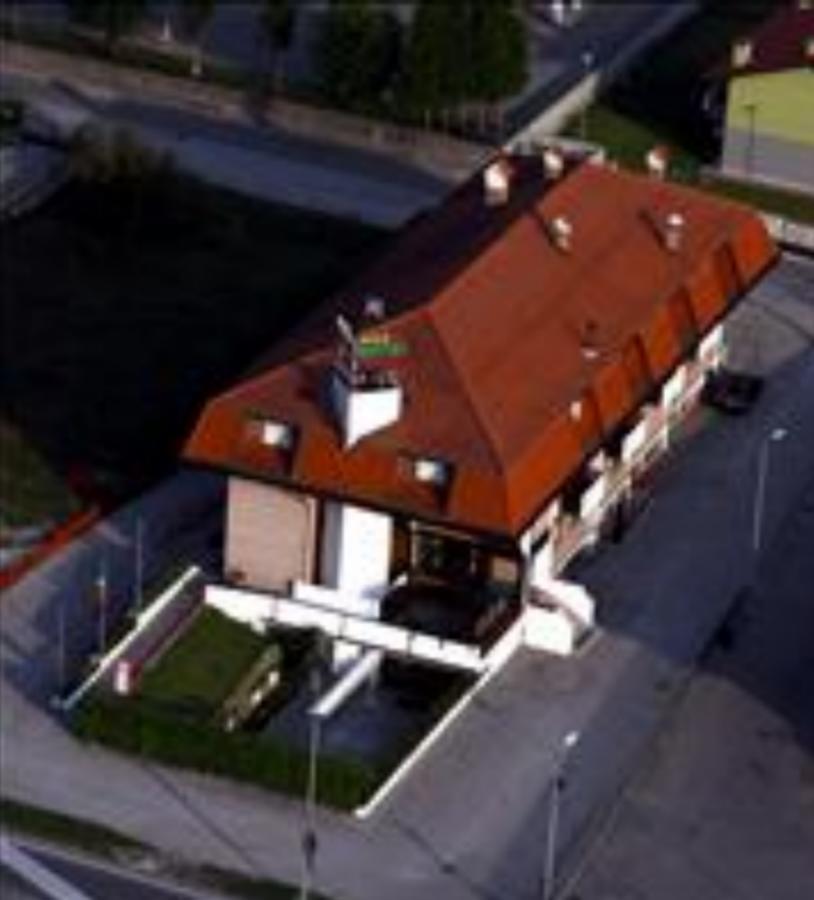 Hotel La Rosa Tolmezzo Eksteriør billede